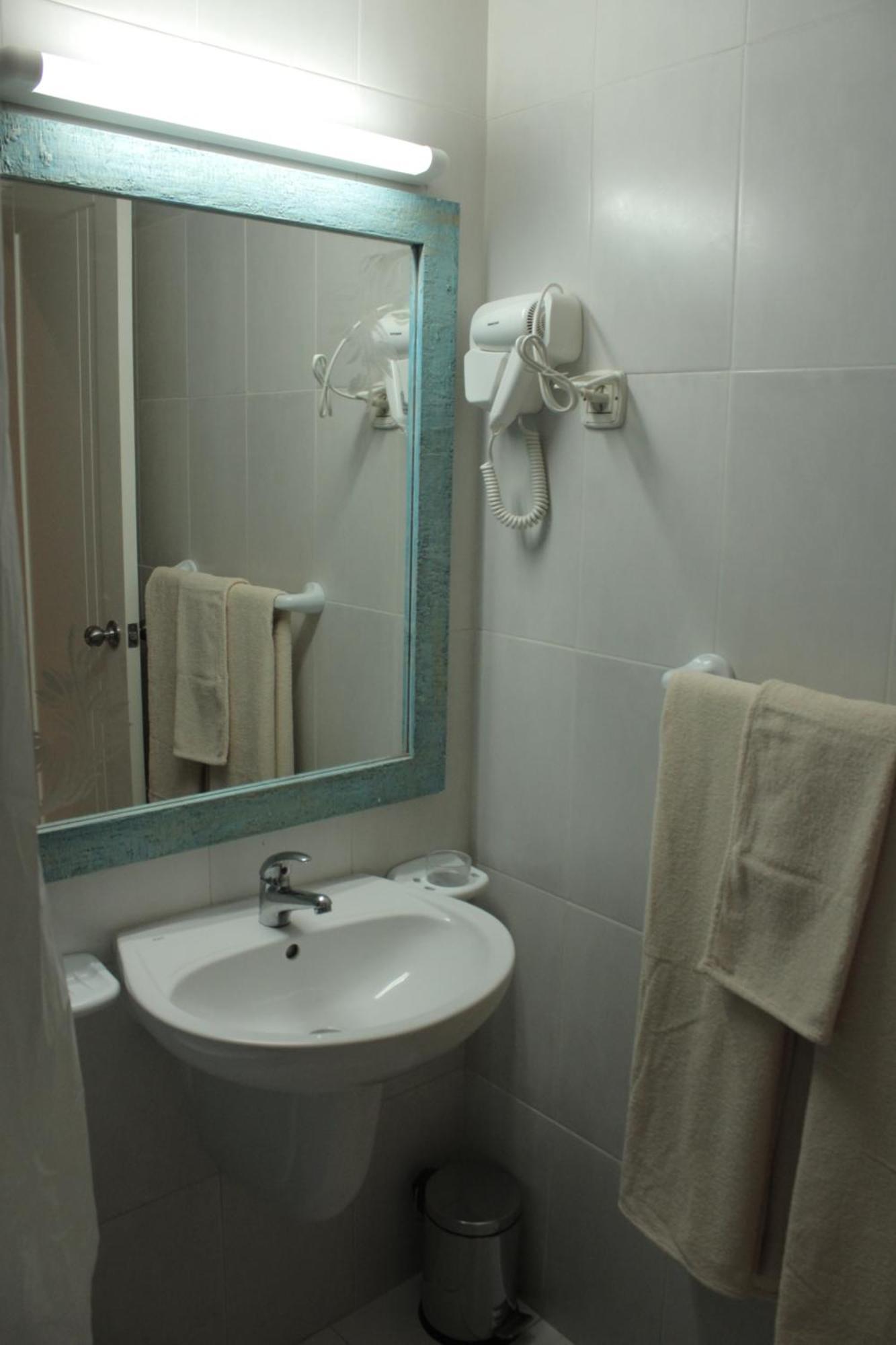 Hotel Le Parisien 2*